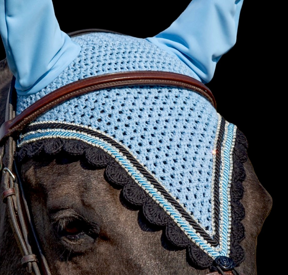 Tiedown Bonnets - Full - Light Blue Base/Black Scallops/3 Clear Bling/2 Piping