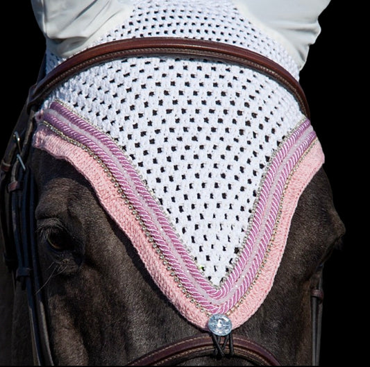Tiedown Bonnets - Full - White Base/Light Pink Straight Edge/1 White Crystal/2 Clear Bling/2 Piping