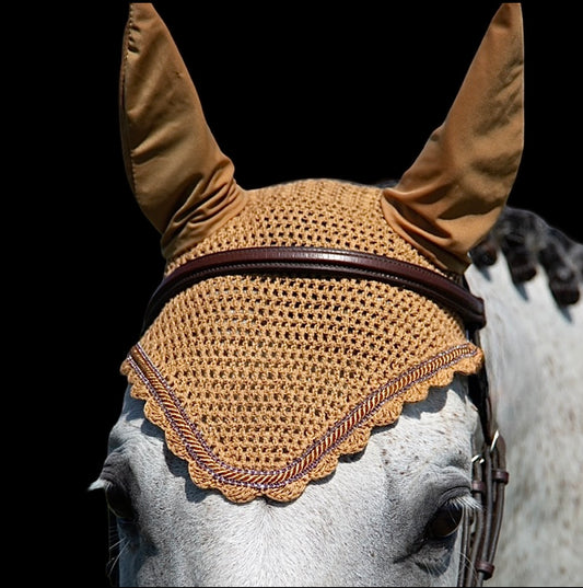 Classic Cut Bonnets - Full - Buckskin Base/Buckskin Scalloped Edge/2 Rose Bling/1 Buckskin Piping