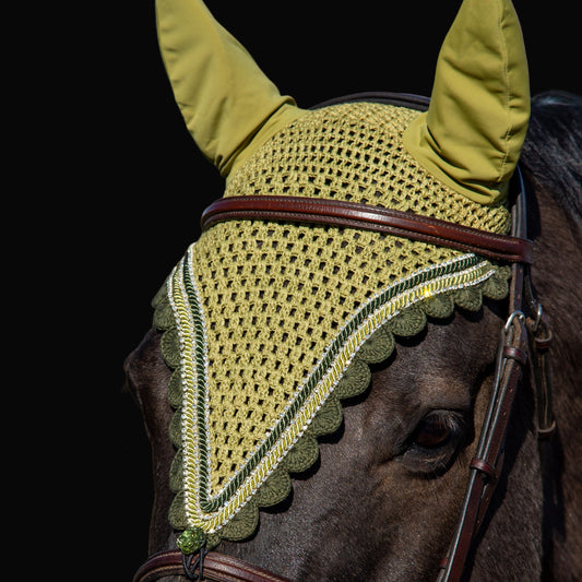 Tiedown Bonnets - Full - Light Olive Base/Dark Olive Scallops/3 Clear Bling/2 Piping