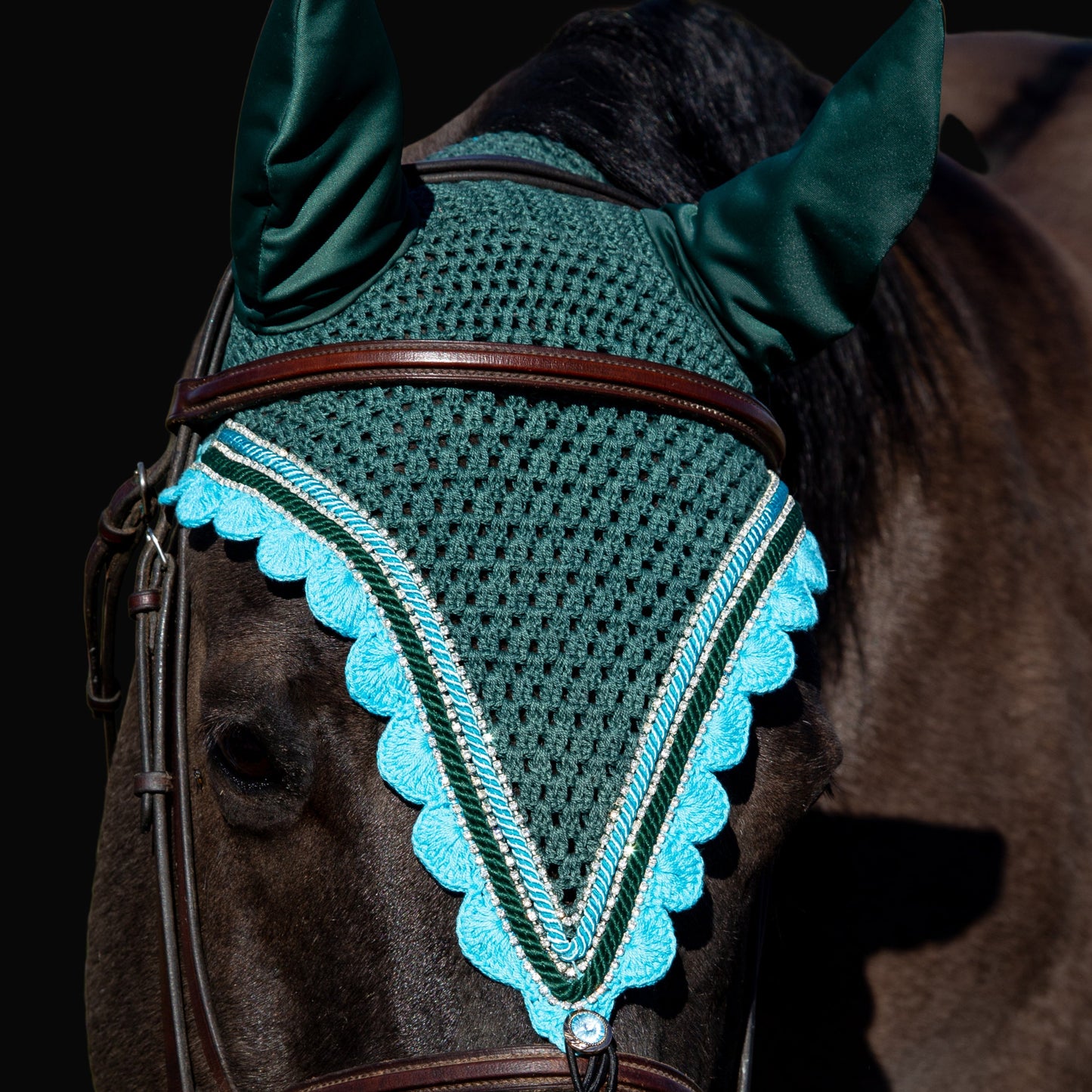 Tiedown Bonnets - Full - Hunter Green Base/Blue Scallops/3 Clear Bling/2 Piping