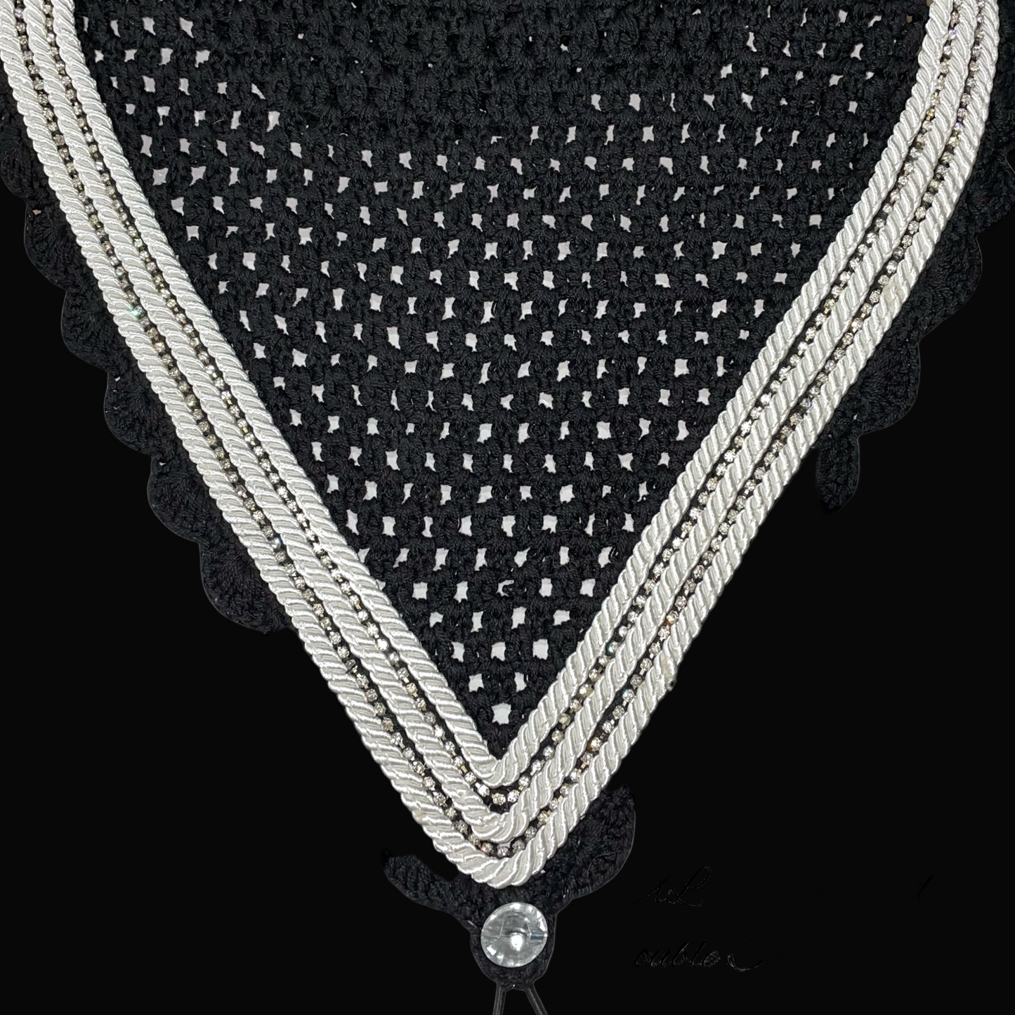 Double Soundproof - Tiedown Bonnets - Black Base/Black Scallops/2 Clear Bling/3 White Piping
