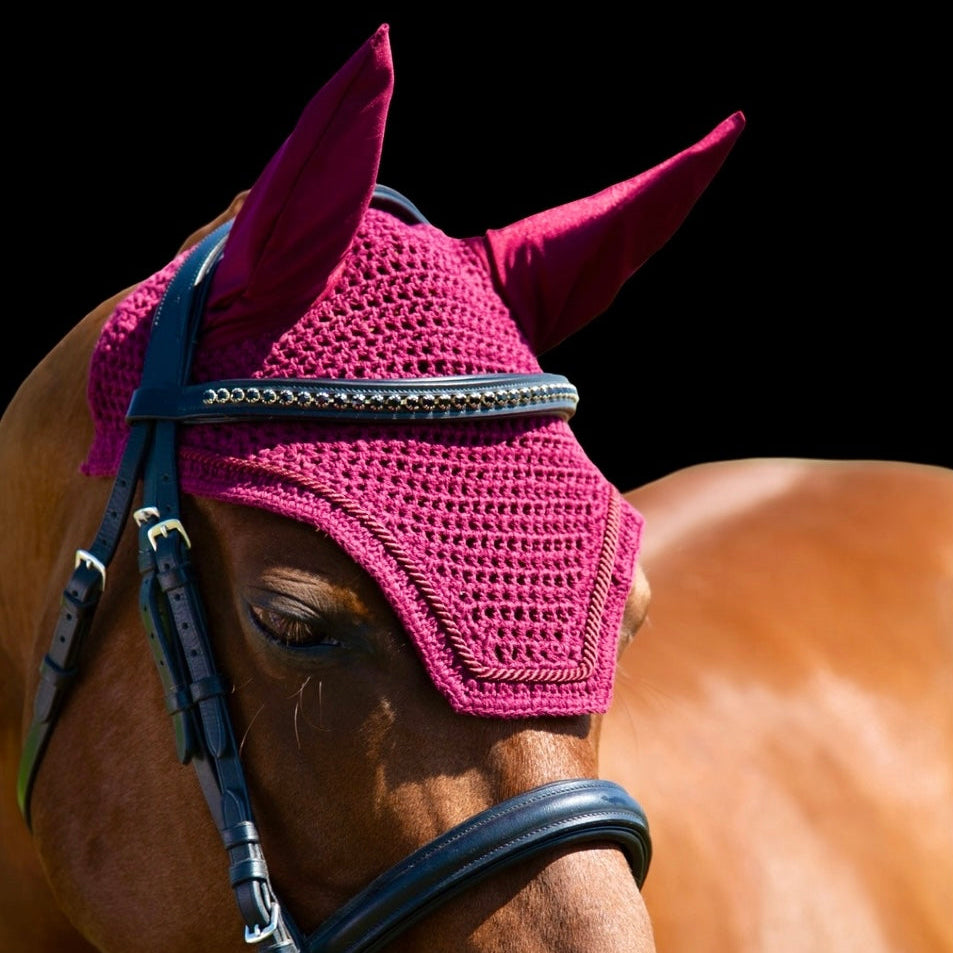 Classic Cut Bonnets - Burgundy Base/Straight Edge/Single Row Piping