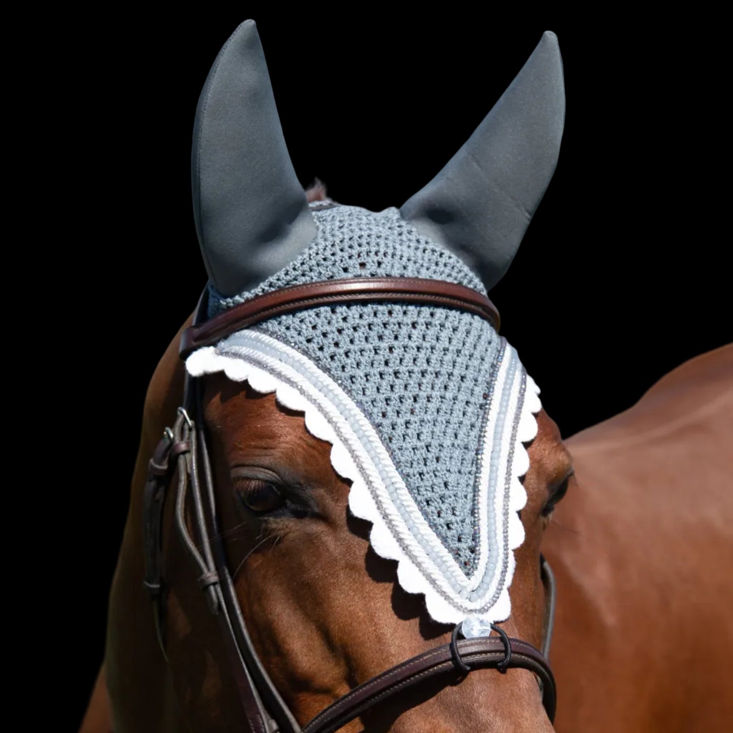 Soundproof - Tiedown Bonnets - Grey Base/White Scallops/2 Grey Crystal/1 Grey Pearl/2 White Piping