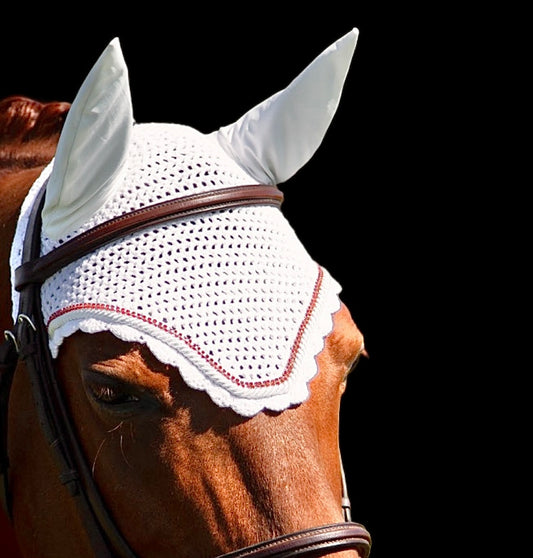 Classic Cut Bonnets - Full - White Base/White Scalloped Edge/2 Red Bling/1 White Piping