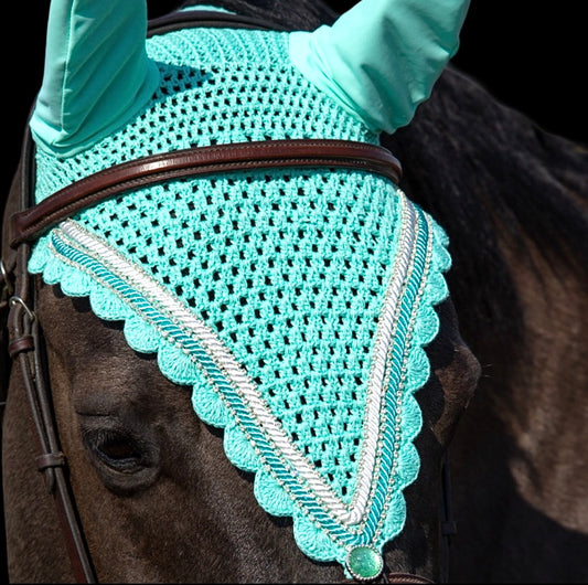 Tiedown Bonnets - Full - Aquamarine Base/Aquamarine Scalloped Edge/3 Clear Bling/2 Piping