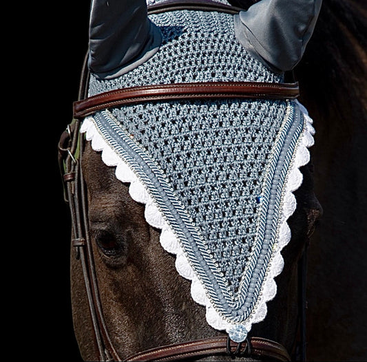 Tiedown Bonnets - Full - Grey Base/White Scallops/1 Grey Pearl/2 Clear Bling/2 Piping
