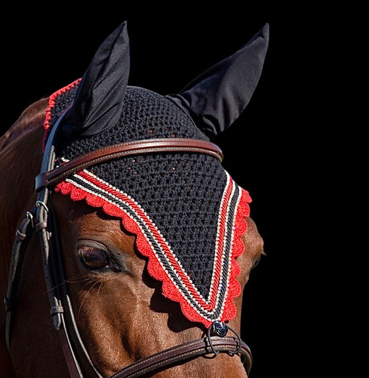Tiedown Bonnets - Cob - Black Base/Red Scallops/3 Clear Bling/2 Piping