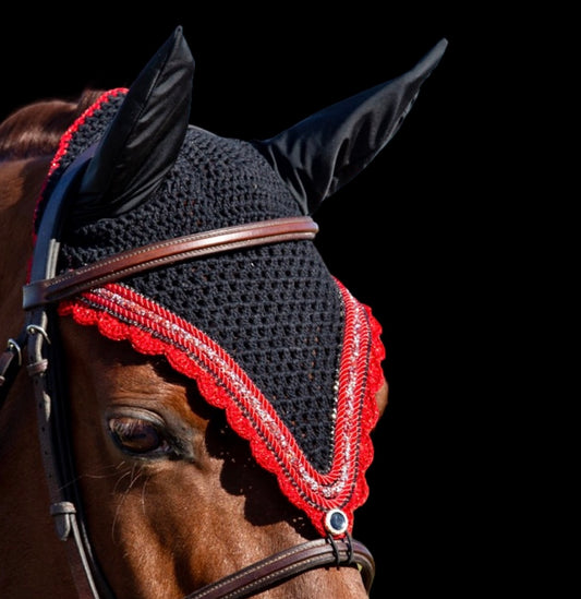 Tiedown Bonnets - Cob - Black Base/Red Scallops/2 Black Bling/Red and Silver Twisted Crystal/2 Piping