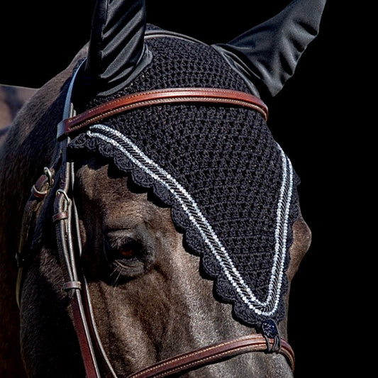 Tiedown Bonnets - Full - Black Base/Black Scallops/2 Silver Crystals/1 Piping