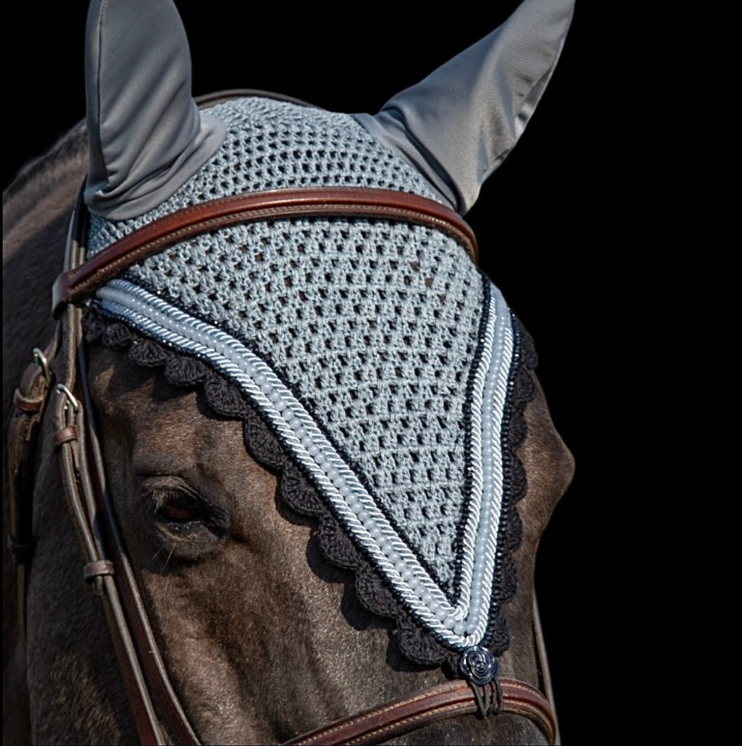 Tiedown Bonnets - Full - Grey Base/Black Scallops/2 Black Crystal/1 Grey Pearl/2 Piping