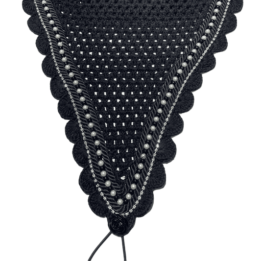 Tiedown Bonnets - Full - Black Base/Black Scallops/1 Clear Bling/1 Black and 1 White Pearl/2 Black Piping