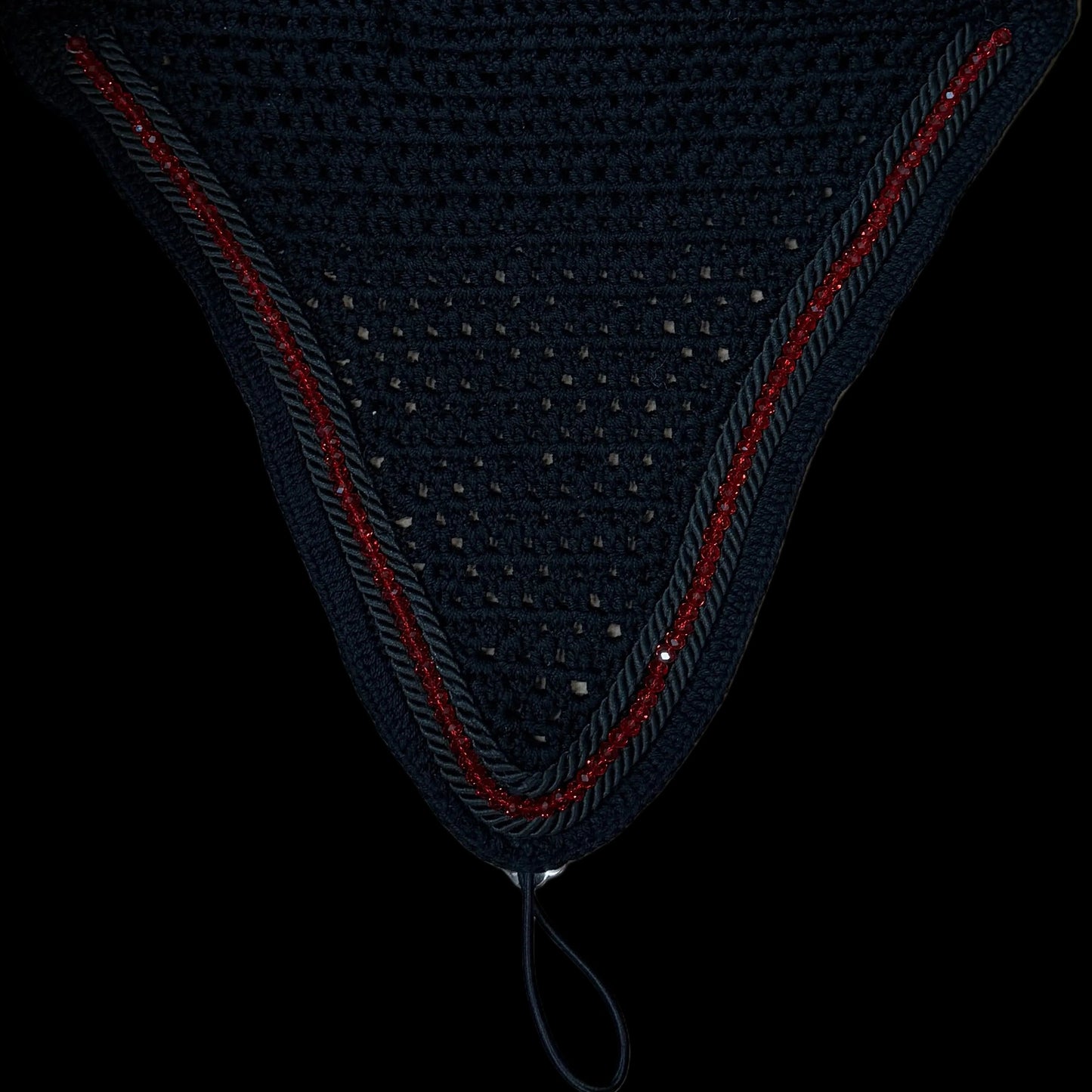 Soundproof - Tiedown Bonnets - Black Base/Black Straight Edge/Red Crystal/2 Black Piping