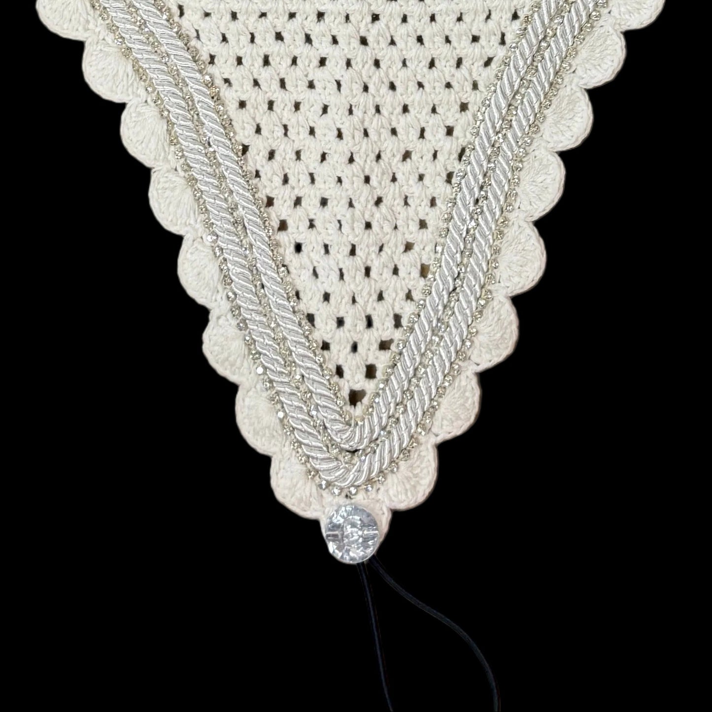 Double Soundproof - Tiedown Bonnets - White Base/White Scallops/3 Clear Bling/2 White Piping