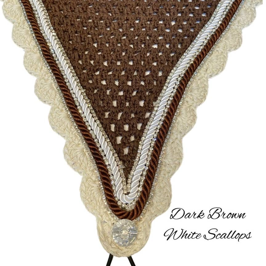 Tiedown Bonnets - Warmblood - Dark Brown Base/White Scallops/2 Clear Bling/1 White Bling/White & Brown Piping