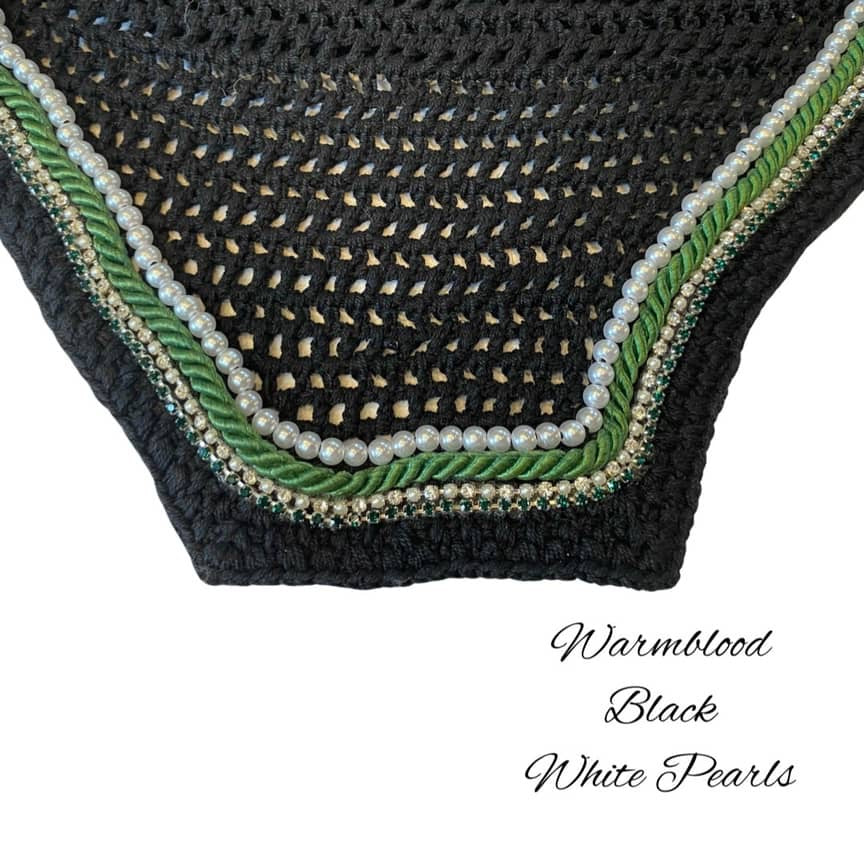 Classic Cut Bonnets - Warmblood - Black Base/Black Straight Edge/1 Green Bling/1 White Bling-Pearl/1 White Pearl/1 Green Piping