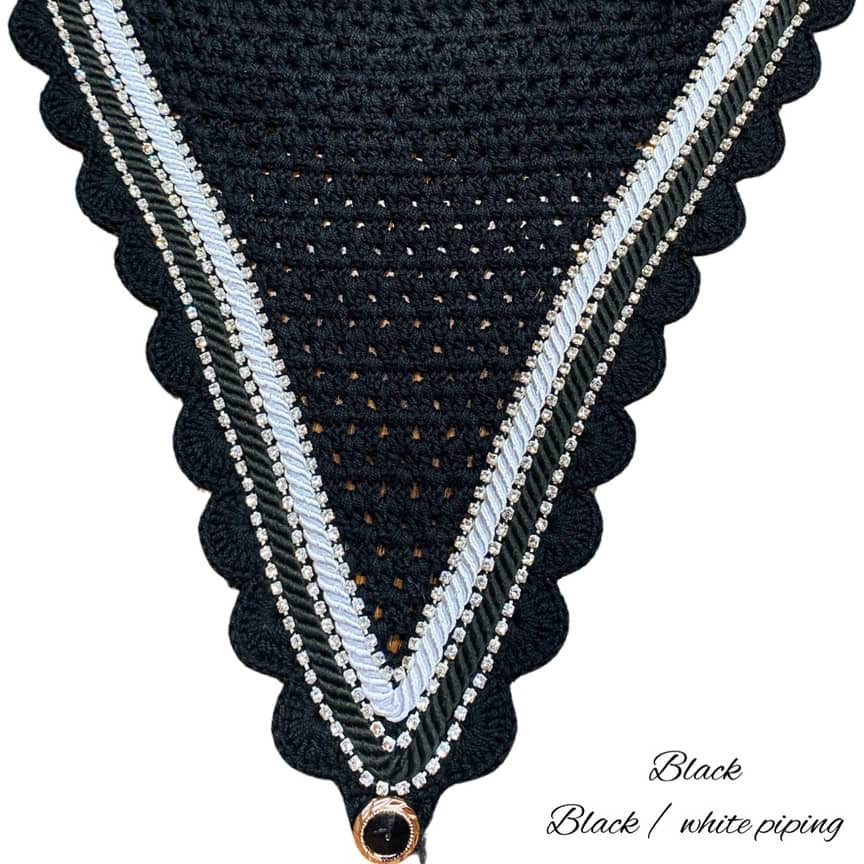 Tiedown Bonnets - Full - Black Base/Black Scallops/3 Clear Bling/White & Black Piping