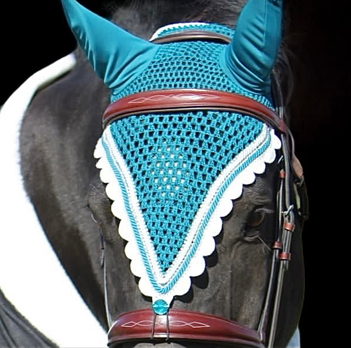 Tiedown Bonnets - Full - Midnight Teal  Base/White Scallops/3 Clear Bling/White & Midnight Teal  Piping