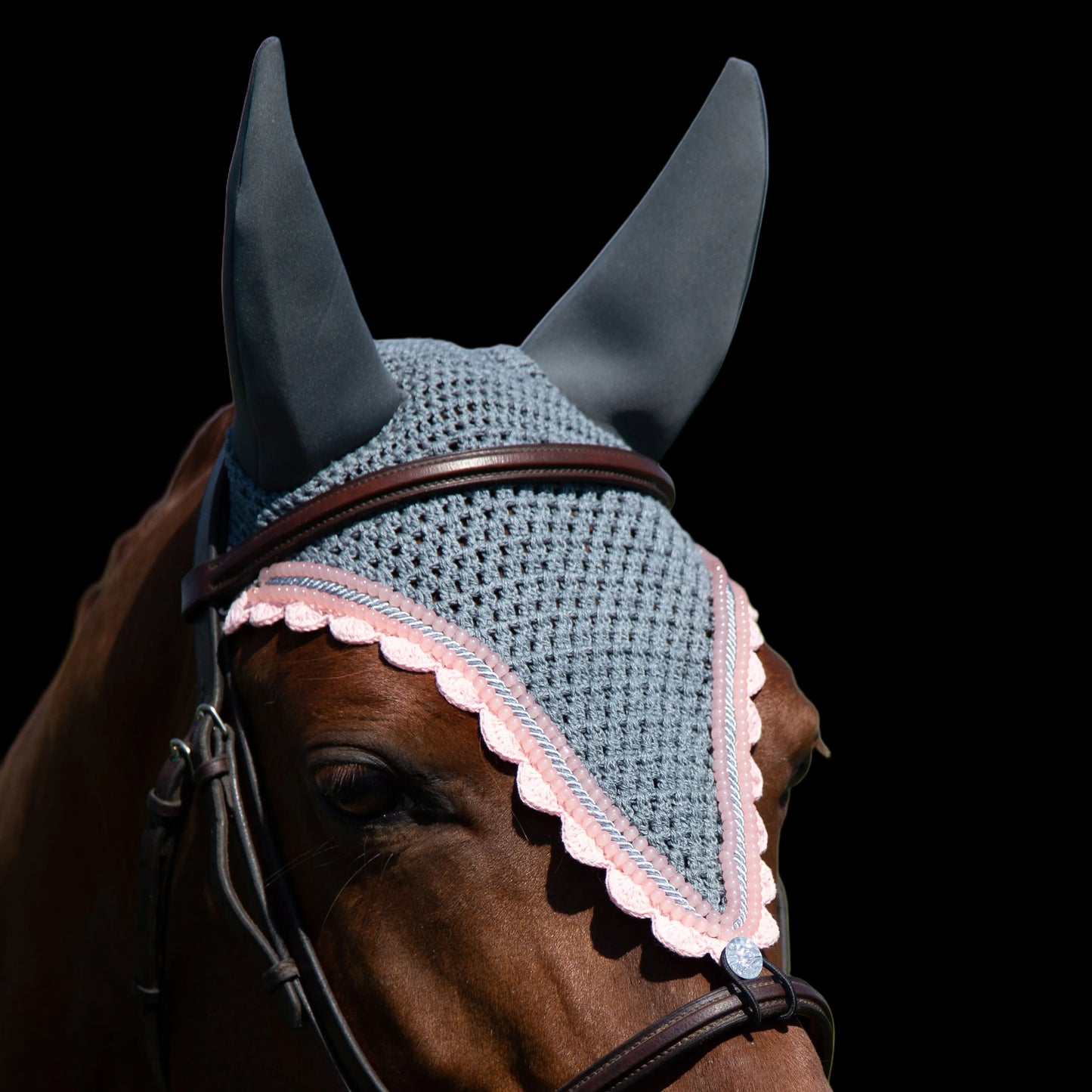 Soundproof - Tiedown Bonnets - Grey Base/Pastel Pink Scallops/2 Pink Pearls/Grey Piping