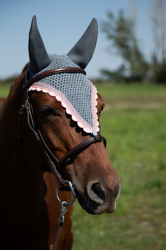 Soundproof - Tiedown Bonnets - Grey Base/Pastel Pink Scallops/2 Pink Pearls/Grey Piping