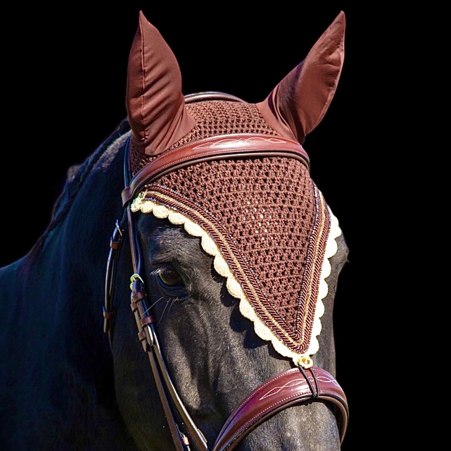 Tiedown Bonnets - Brown Base/Scalloped Edge/With Bling