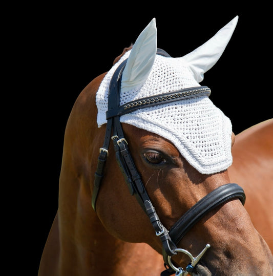 Classic Cut Bonnets - Pony - Single Row Piping - White - Straight Edge