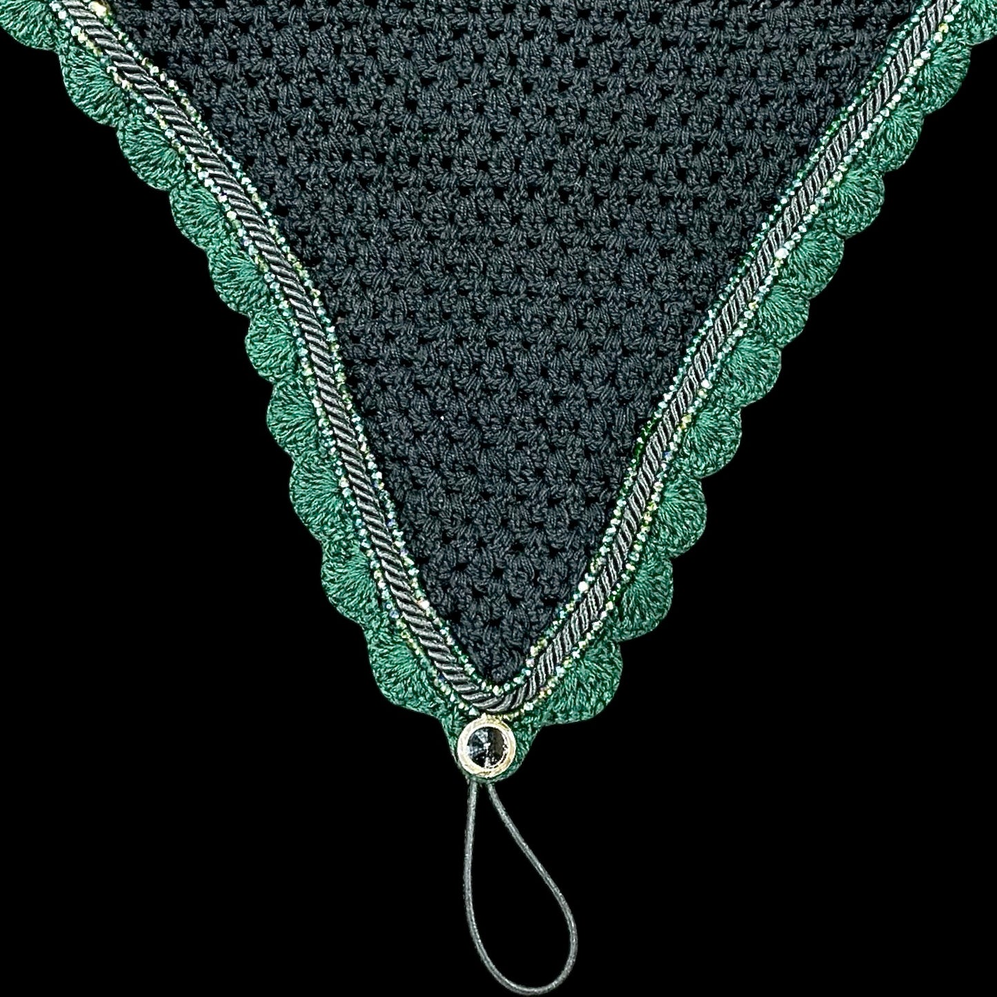 Tiedown Bonnets - Full - Black Base/Hunter Green Scallops/2 Hunter Green Crystal/1 Black Piping